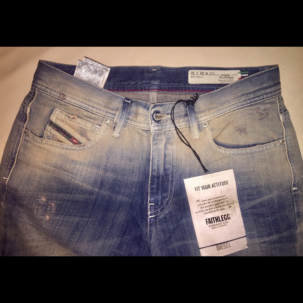 AUTHENTIC DIESEL JEANS FAITHLEGG W26 L30 NWT